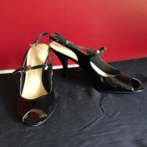 Franco Sarto size 9 black patent heels